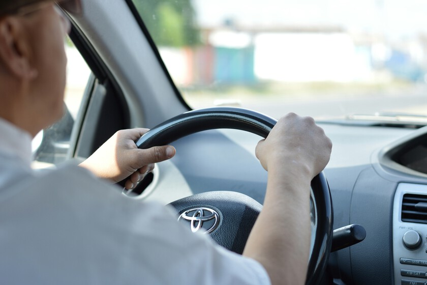 Qué autos pueden circular y cuáles descansan el 26 de abril