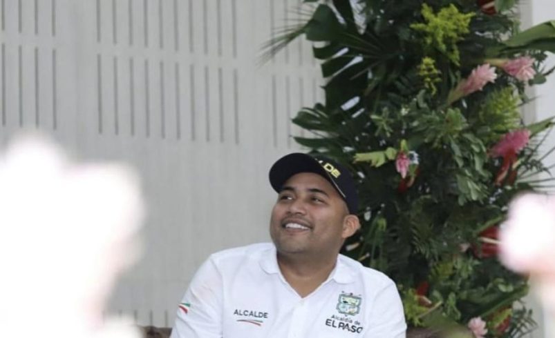 El alcalde de El Paso, César, fue asesinado a tiros cuando estaba de camino a casa