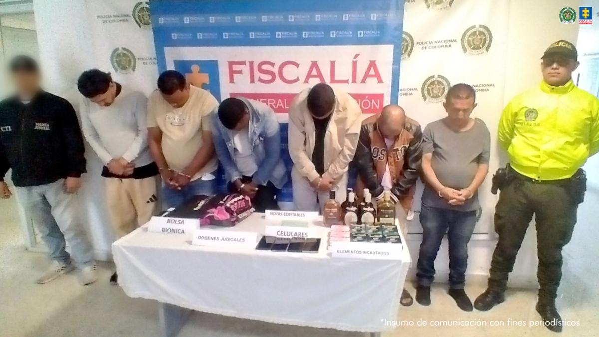 A la prisión cinco miembros de una banda que habría cometido más de 20 pies a los supermercados en Medellín
