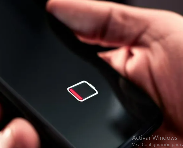 ¿Por qué la batería del teléfono celular dura menos en clima cálido?