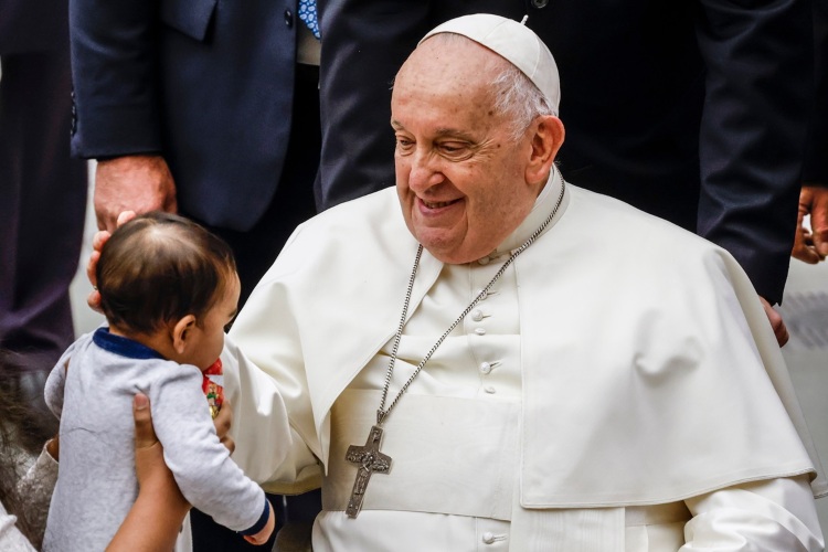 La evolución del papado en la iglesia católica es un pilar de unidad y renovación,