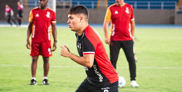 Juan Fernando Quintero solicitó más apoyo de los fanáticos de América