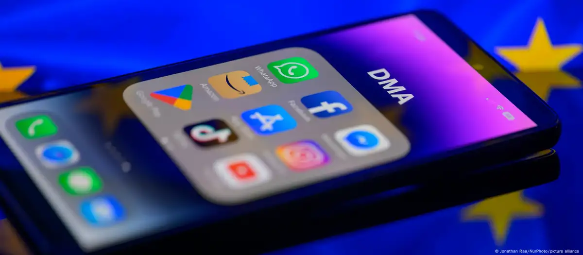 La comisión europea multa a manzana y meta –