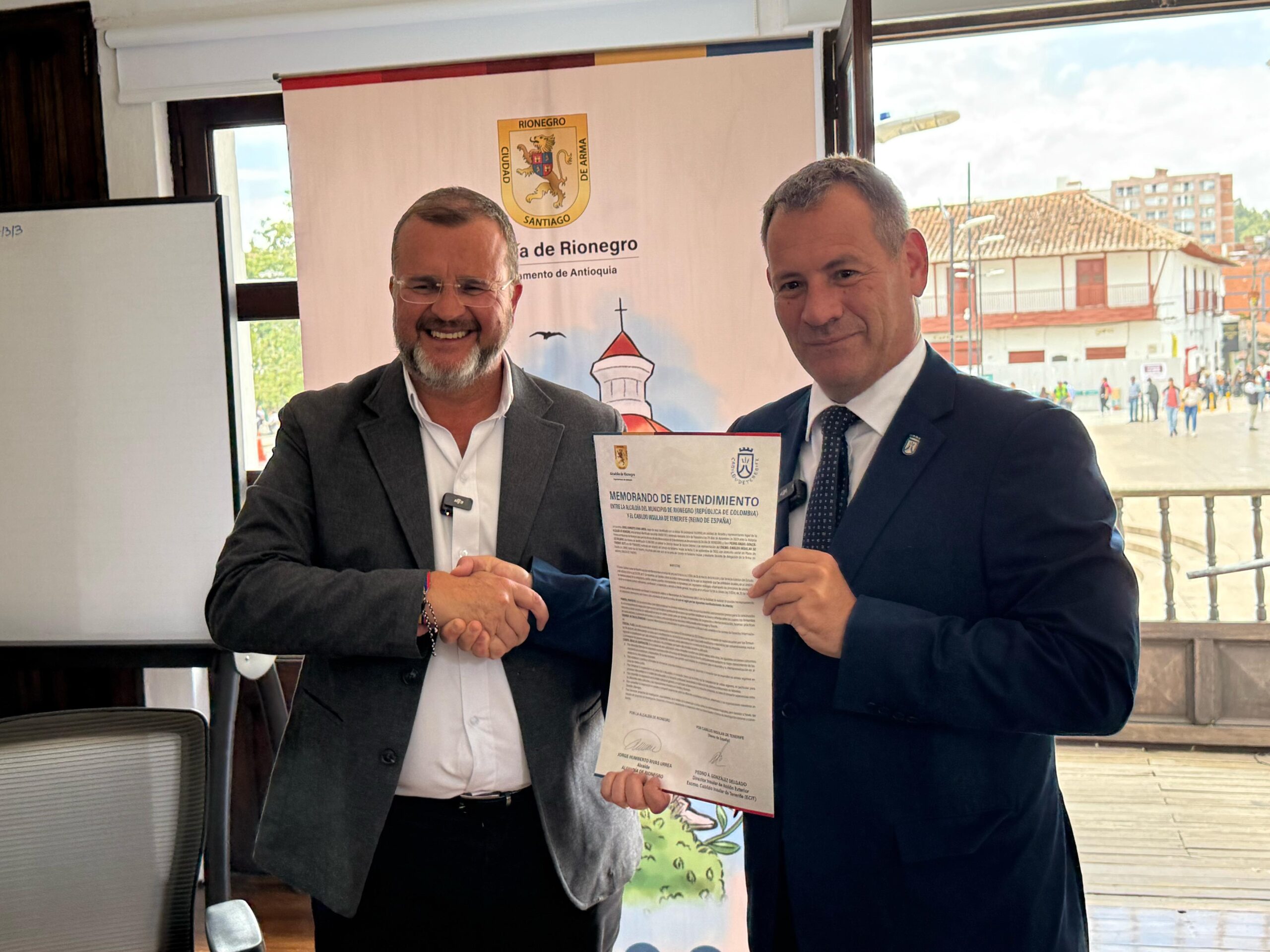 Rionegro y Tenerife firman un acuerdo sobre la cooperación internacional hasta 2027