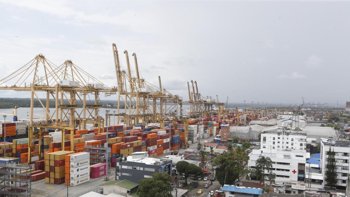Se ha retrasado una medida que detiene la importación de importaciones de automóviles en Colombia de los Estados Unidos