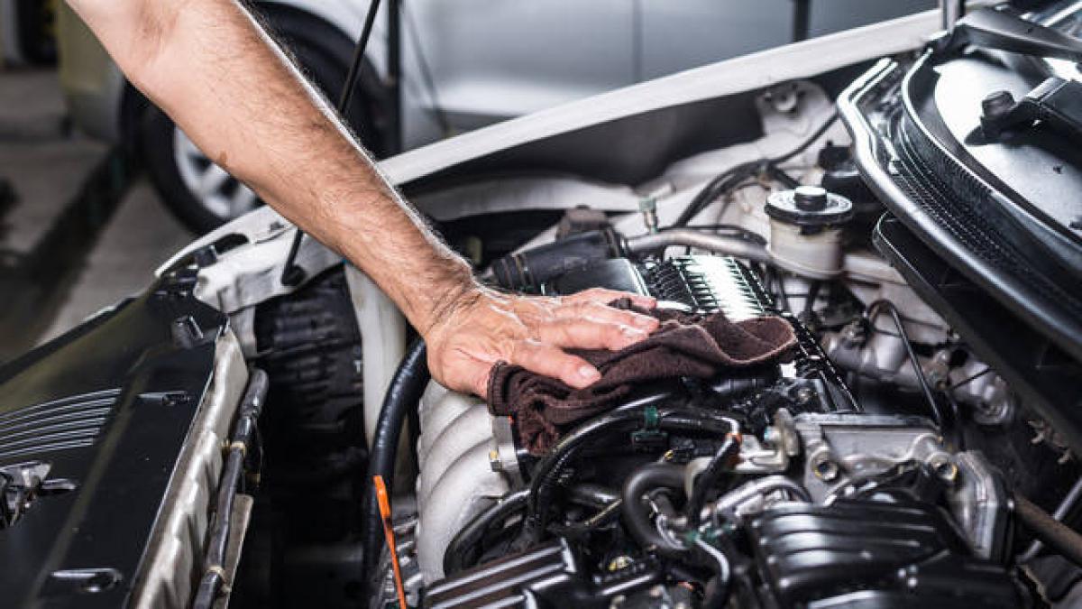 Cuatro cosas que dañan un automóvil y muchos no saben, el tercero es clásico