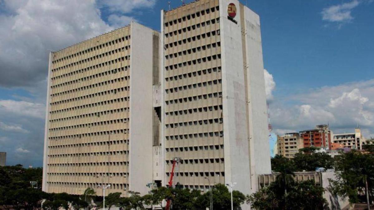La Compañía evalúa los sistemas, después de emitir la alerta