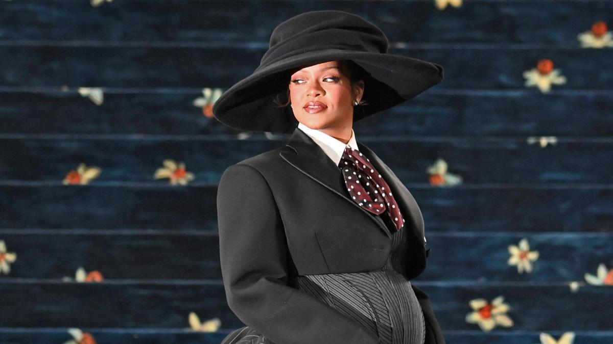 La cantante Rihanna sorprendió con la Gala 2025 revelando su tercer embarazo: estas son las fotos