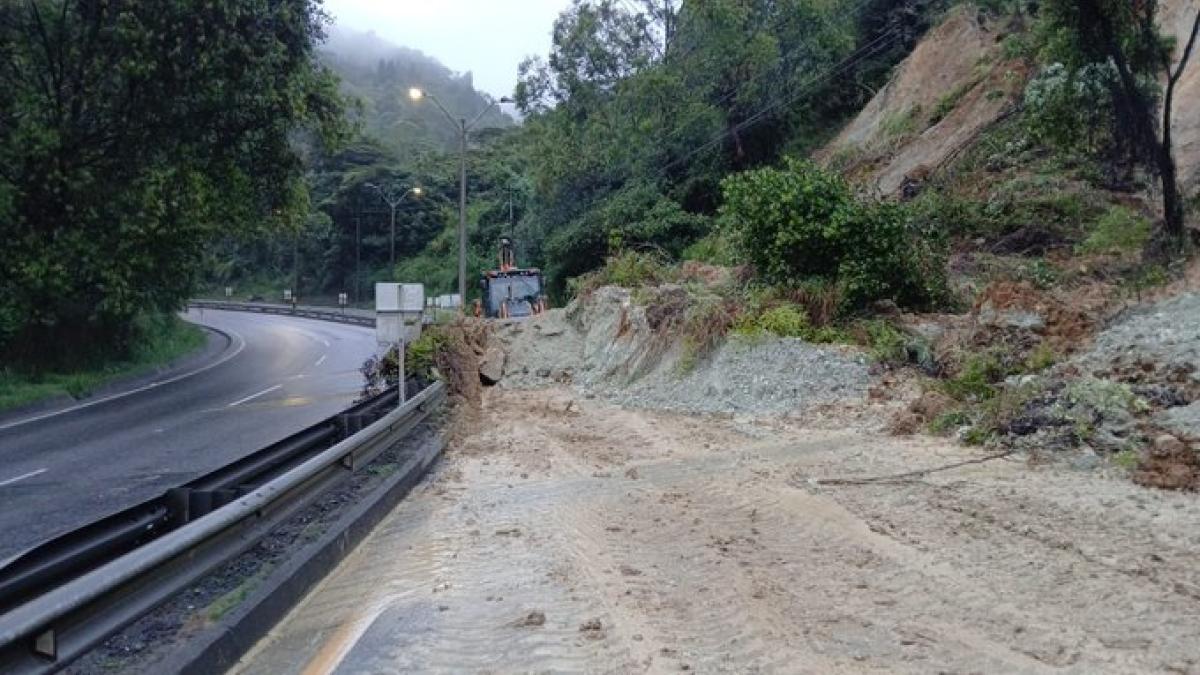 Cierre total de la carretera Medellín