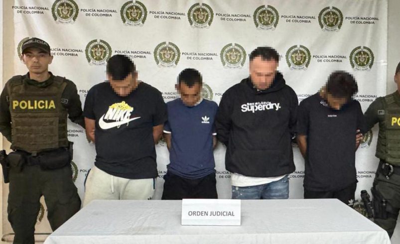 Banda de taxistas falsos cayeron que hicieron que ‘The Millionaire Walk’ a extranjeros en el Parque Lleras de Medellín

 – Tinta clara
