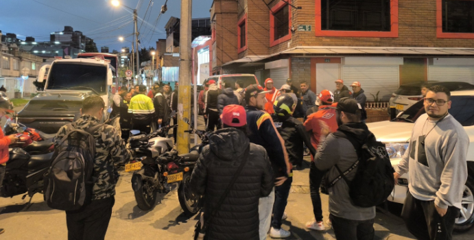 Barva de Santa Fe Bar se reunió con Eduardo Méndez