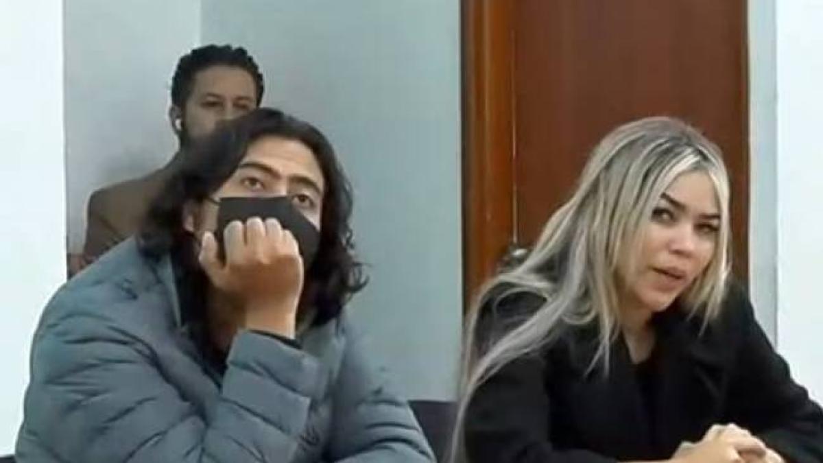 Días Vásquez entregó un vehículo lujoso a la oficina del fiscal, pero con multas e impuestos sin pagar