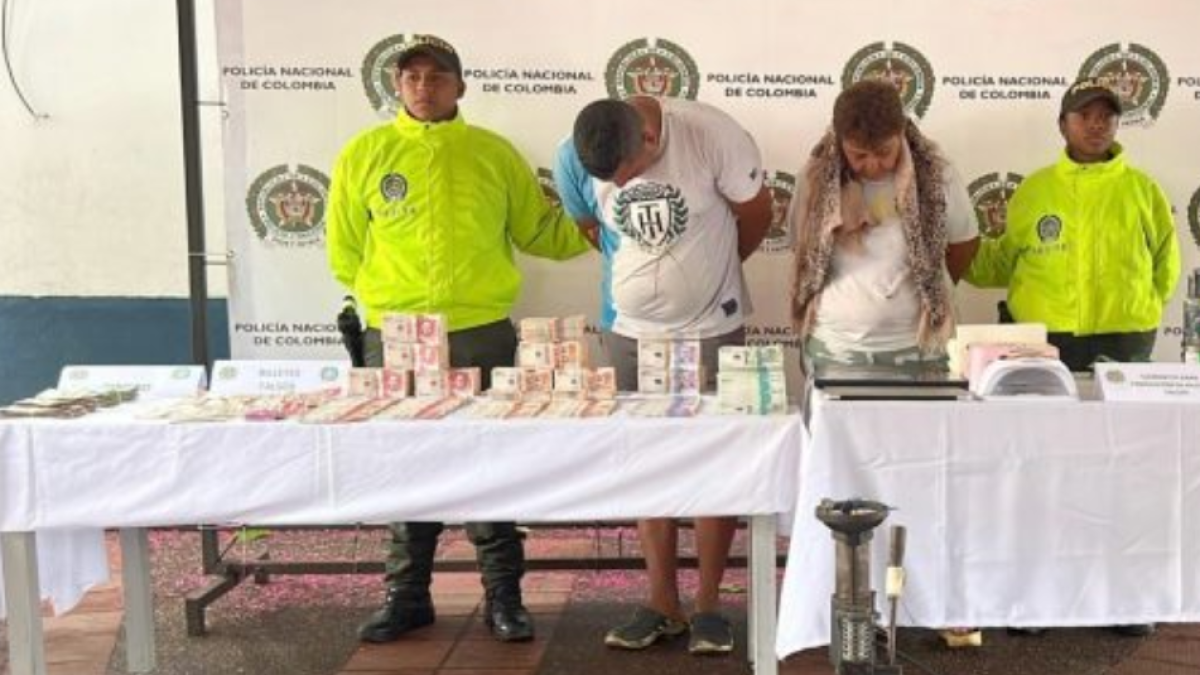 Encontraron más de $ 300 millones en copias

 – Tinta clara
