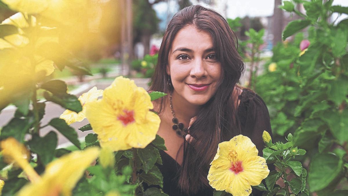 Karen Peña, ama de casa joven en Colombia