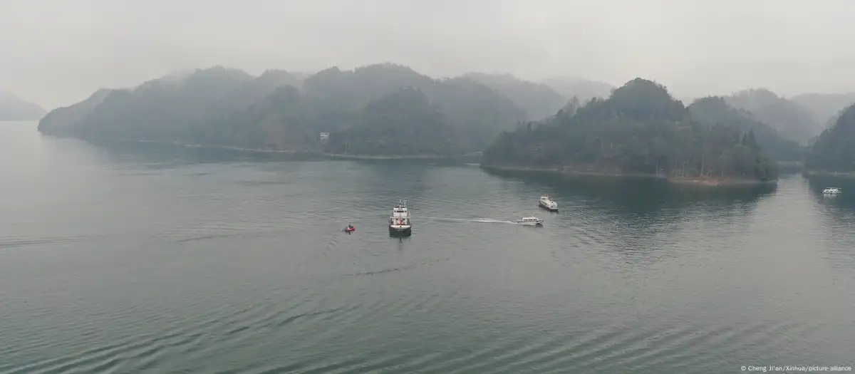 Naufragio de barcos en China deja nueve muertos –