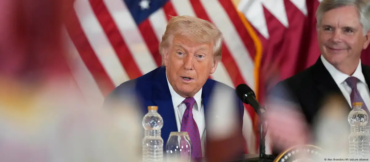 Trump termina su gira millonaria por los países del Golfo –