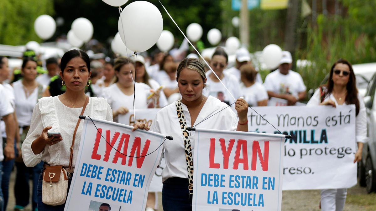 ‘Un niño tiene derechos’; Participan en Wakes y Marches