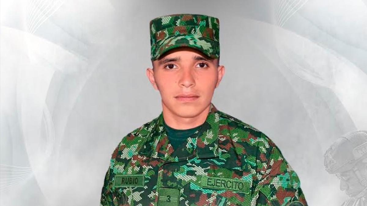 Un soldado murió durante los enfrentamientos con los grupos de defensa propia conquistadora de la Sierra Nevada

 – Tinta clara