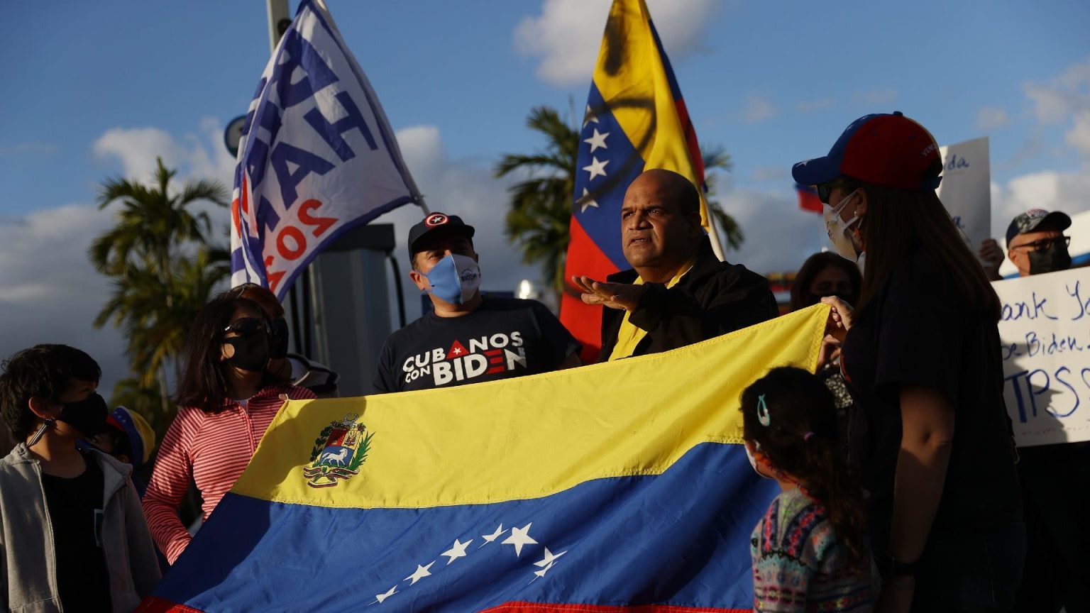 La Corte Suprema de EE. UU. Autoriza la eliminación de TPS para 350,000 venezolanos – 

 – Tinta clara