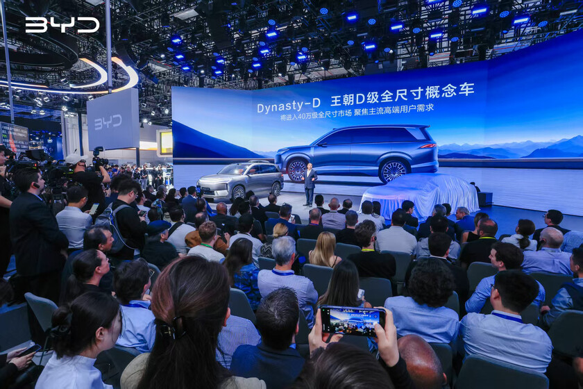 BYD cree que está sufriendo una campaña de acoso para personas influyentes. Y es por eso que paga hasta 600,000 euros para descubrir quién está detrás

 – Tinta clara