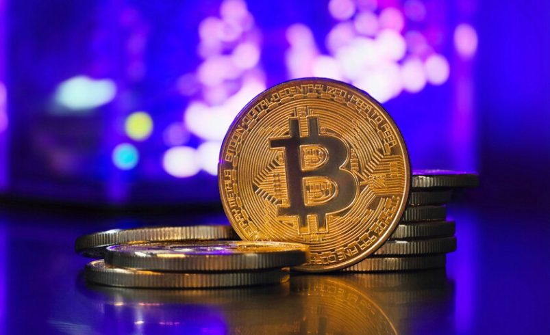 Bitcoin cuenta con descentralización. Pero un tercio ya está en manos de grandes actores centralizados

 – Tinta clara