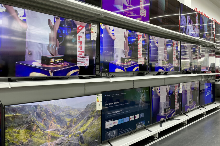 Mediumkt deja este TV Smart TV Smart de 55 pulgadas con Ambilight y perfecto para juegos

 – Tinta clara
