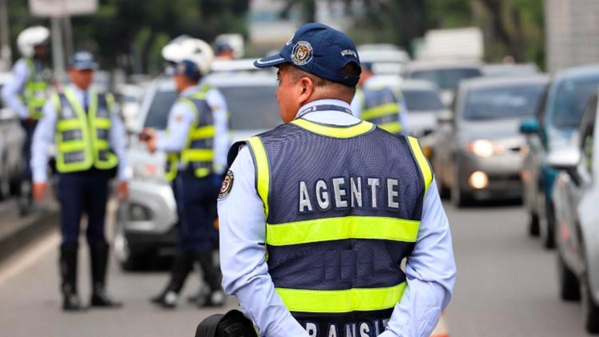 These are the deviations; There will be traffic agents controls
 – Tinta clara
