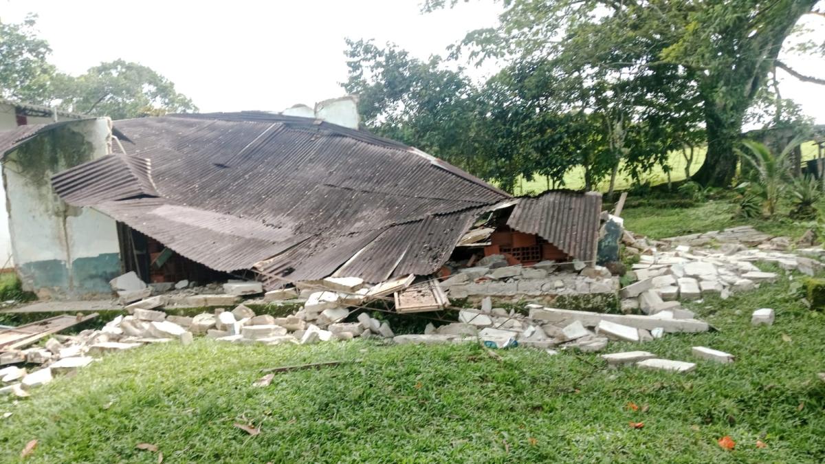 Después de un fuerte temblor en Colombia, informan fallas en electricidad y daño estructural en Medina, Cundinamarca

 – Tinta clara
