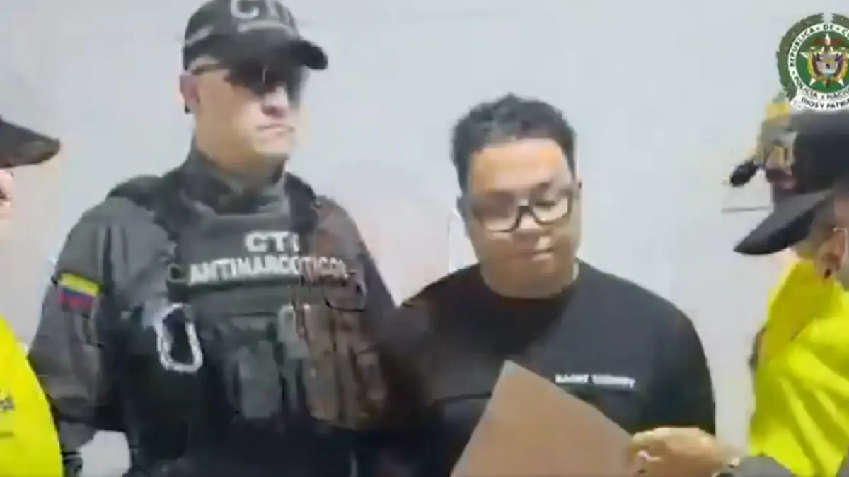 Capturan alias ‘Máximo’ en Medellín, líder del clan del Golfo e indicados por el asesinato de un líder campesino

 – Tinta clara