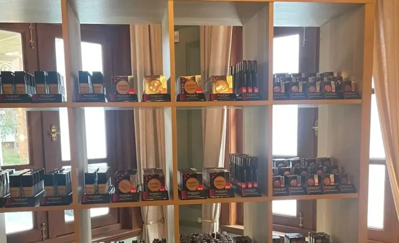 Masklo invierte más de dos millones de dólares y apuestas en su nueva línea de maquillaje

 – Tinta clara