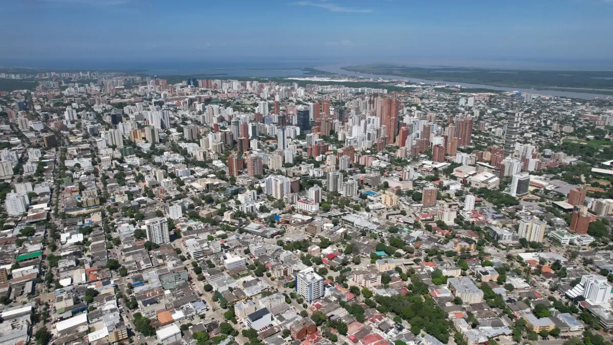 Barranquilla lanza el frente de seguridad en 37 centros comerciales para evitar el robo y

 – Tinta clara
