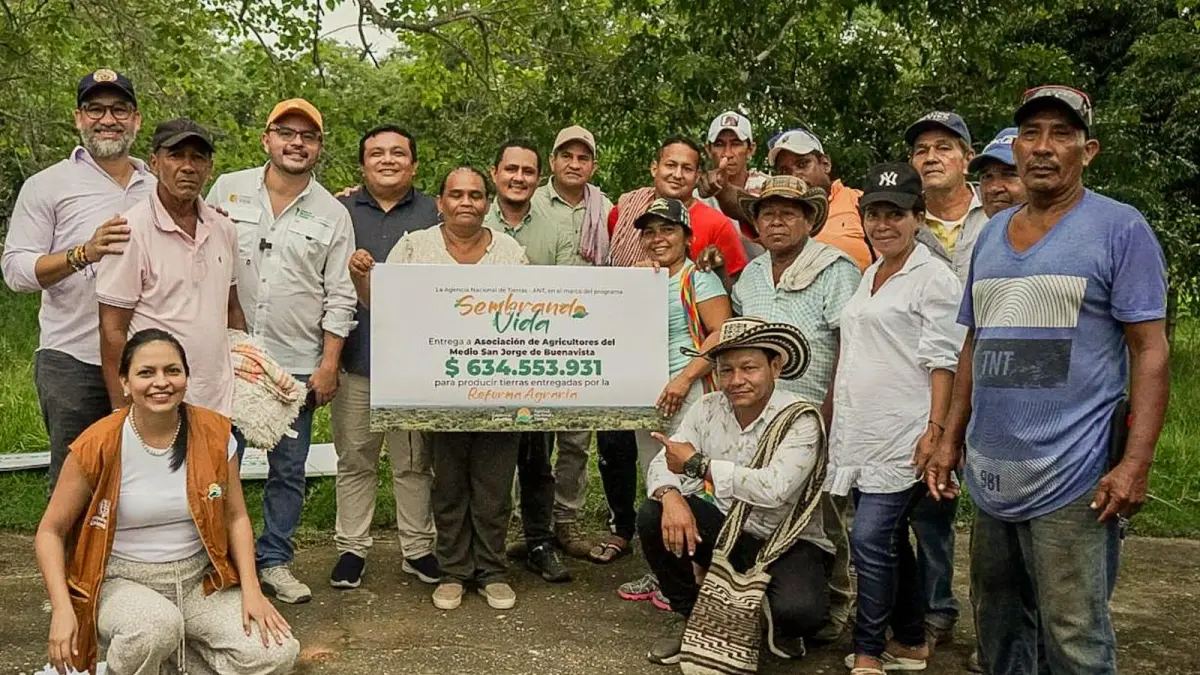 Los campesinos de Buenavista, Córdoba, reciben $ 9,330 millones de la hormiga para proyectos productivos

 – Tinta clara