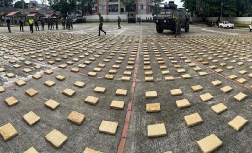 El conductor intentó sobornar con 200 millones

 – Tinta clara