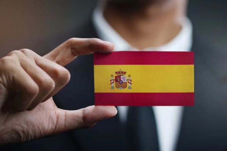 ¿Cómo obtener la nacionalidad española por apellido? – EXTRA

 – Tinta clara
