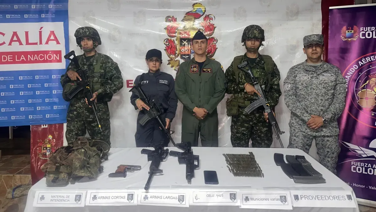 Esto cayó alias El Cabezón, indicado como uno de los disidentes planificados ataques terroristas en el valle

 – Tinta clara