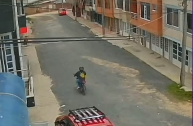 Thief continúa acechando a las mujeres en Duitama – 

 – Tinta clara