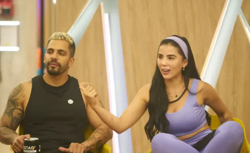 Su relación progresa y sorpresa cuando comparten con Rochy el ex cantante

 – Tinta clara