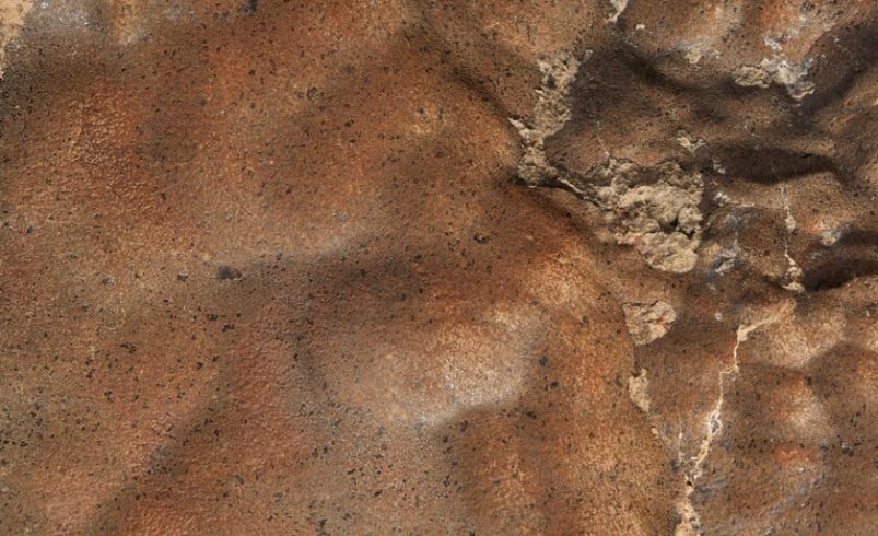 La pieza más grande de Marte en la Tierra acaba de vender por 5.3 millones de dólares.

 – Tinta clara