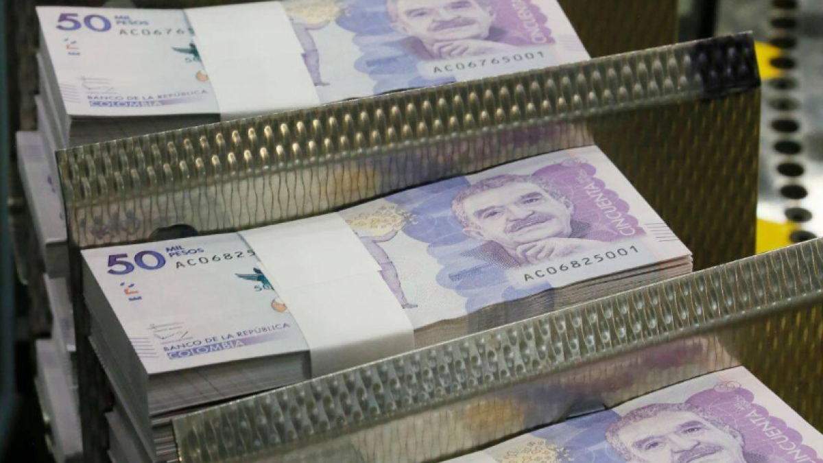 La tasa osial en julio será efectiva del 24.78% anual, según la supervisión financiera colombiana

 – Tinta clara