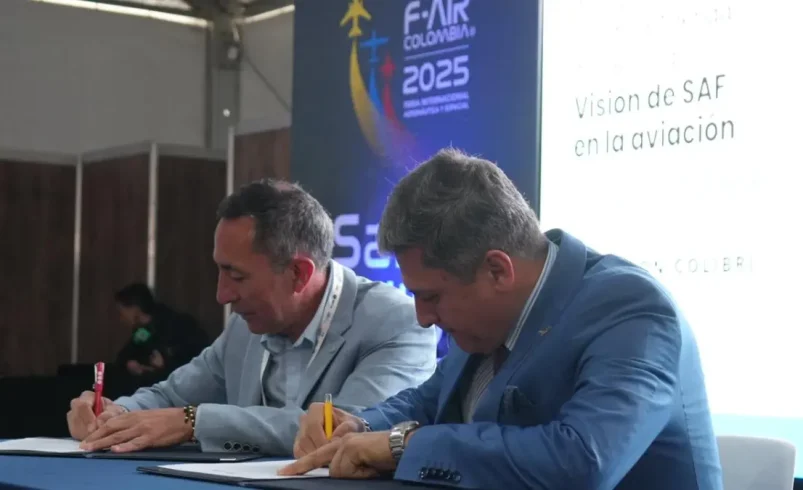 De Rionegro, Ecopetrol y Aerocivil firmaron el compromiso de impulsar los combustibles de aviación sostenible

 – Tinta clara
