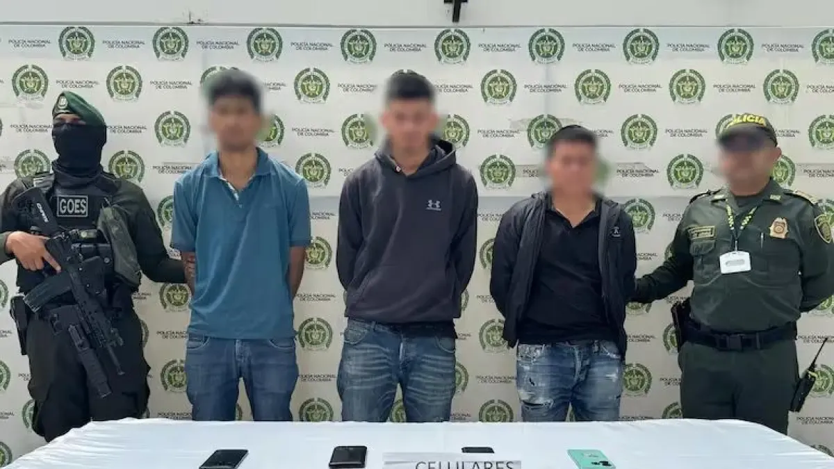 Se señalan que han planeado ataques terroristas con motocicletas con explosivos en Nariño

 – Tinta clara