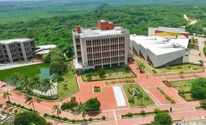 El Consejo Superior aprueba el calendario electoral para elegir un nuevo rector de la Universidad de Atlantic

 – Tinta clara