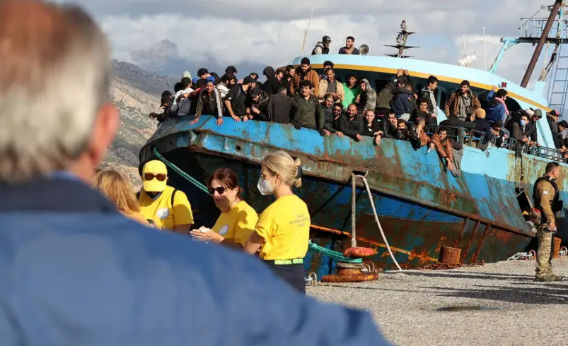 Asilo suspendido para migrantes del norte de África en Grecia – 

 – Tinta clara