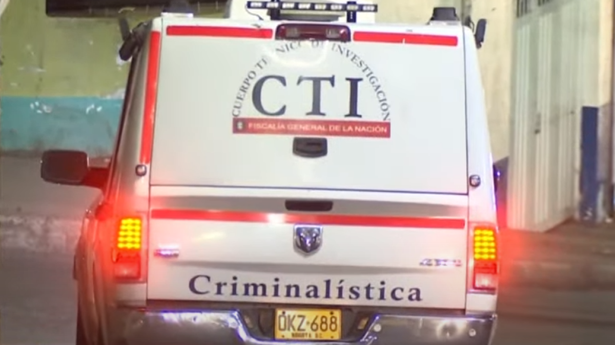 Dos mujeres fueron asesinadas con un arma de fuego frente a otros pasajeros dentro de un autobús en Aranjuez, Medellín

 – Tinta clara