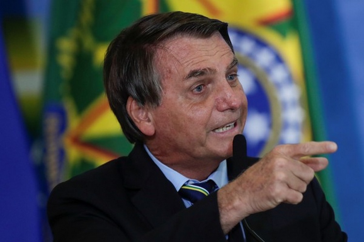 El juez brasileño prohibió al ex presidente Jair Bolsonaro que use las redes sociales y impuso constante – monitoreo adicional de tobillo electrónico

 – Tinta clara