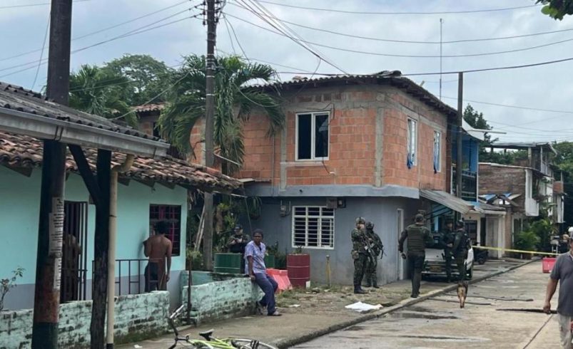 Tres civiles heridos, dos de ellos niños, después de la noche para explosivos y tomas de disidentes en Jamundí

 – Tinta clara