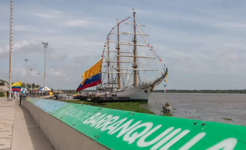 Grumete de la Armada Nacional Cayó al río Magdalena durante el alistamiento del arco «Gloria» en Barranquilla

 – Tinta clara