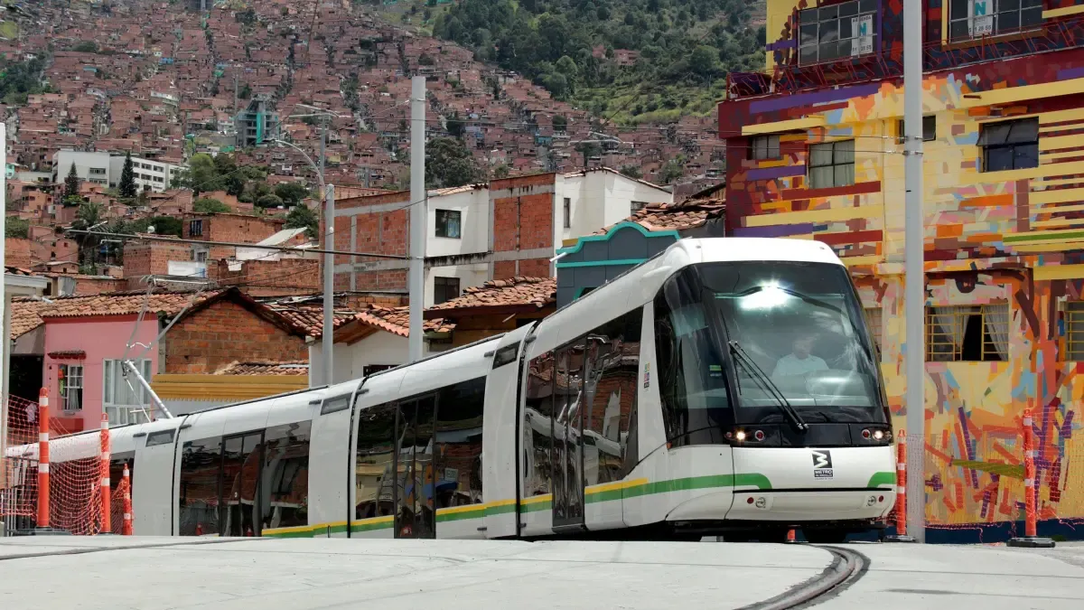 La investigación revela el impacto del tranvía ayacucho en la calidad de vida

 – Tinta clara