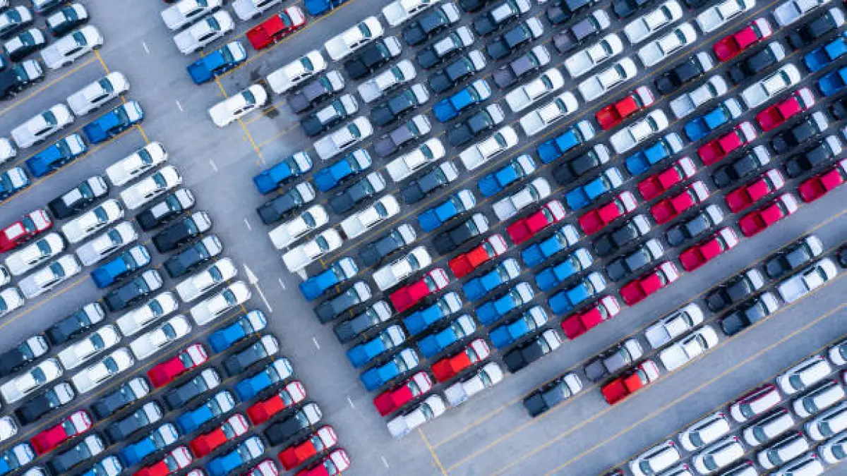 ¿Quién es quién en el sector automotriz?

 – Tinta clara