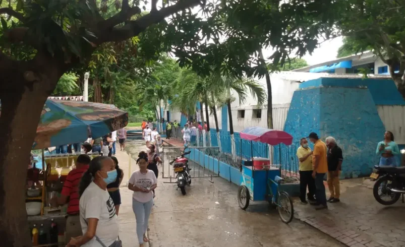 Quince días sin luz y sin asistir a clases: la universidad en Soledad todavía está fuera, mientras que los estudiantes y los tutores esperan soluciones

 – Tinta clara